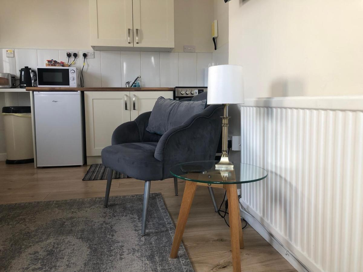 Little Park Holiday Homes Self Catering Cottages 1 & 2 Bedrooms Available Close To Tutbury Castle Eksteriør billede