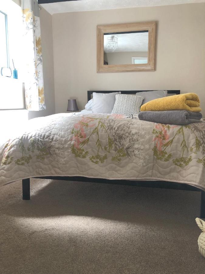 Little Park Holiday Homes Self Catering Cottages 1 & 2 Bedrooms Available Close To Tutbury Castle Eksteriør billede