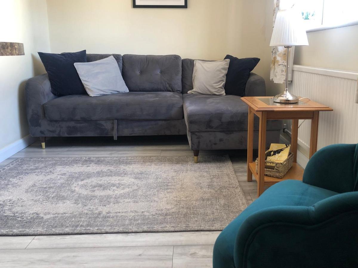 Little Park Holiday Homes Self Catering Cottages 1 & 2 Bedrooms Available Close To Tutbury Castle Eksteriør billede